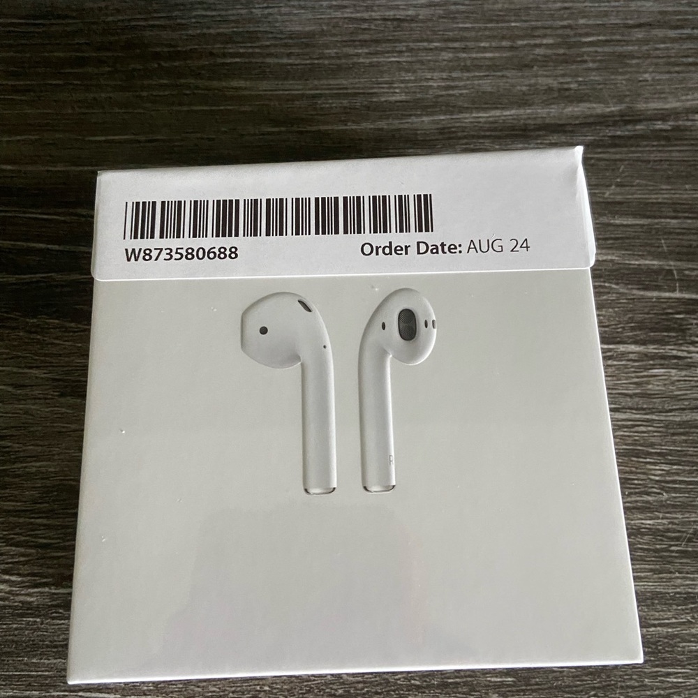 sealed brand new apple airpods